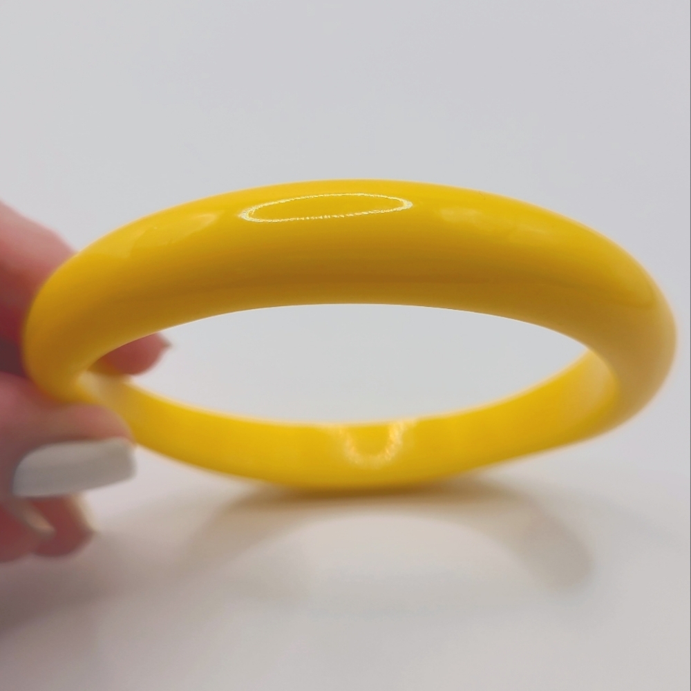 Vintage Lucite Bangle Bracelet Bright Yellow